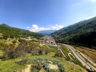 شنیدن کافی نیست «پل‌سفید» را باید دید