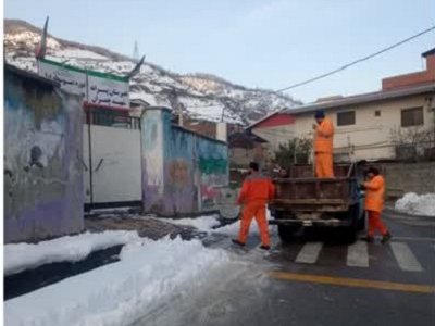 برف‌روبی مدارس شهر پل سفید