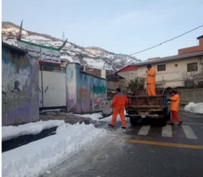 برف‌روبی مدارس شهر پل سفید