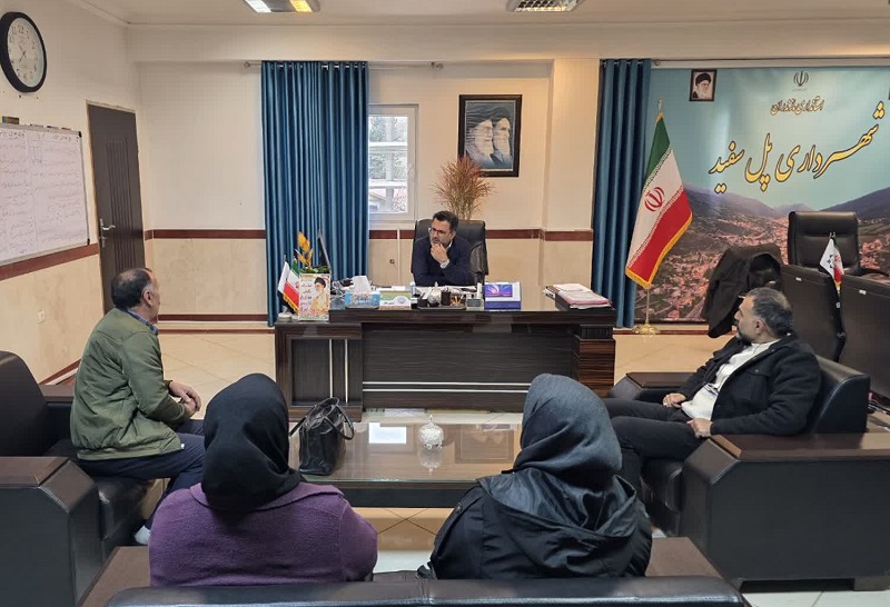 ملاقات مردمی مهندس اکبرنژاد با شهروندان